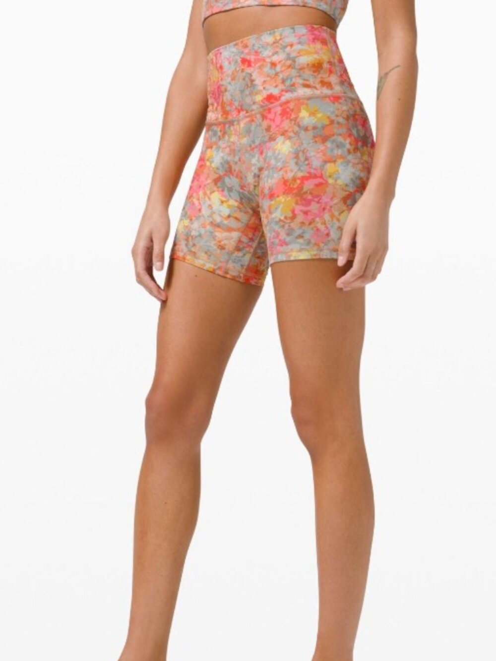 Lululemon Align Highrise 6" shorts size 20